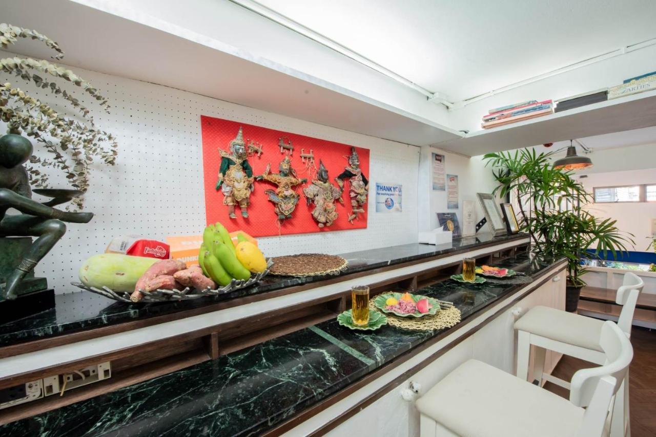 Elixir Hostel Банкок Екстериор снимка