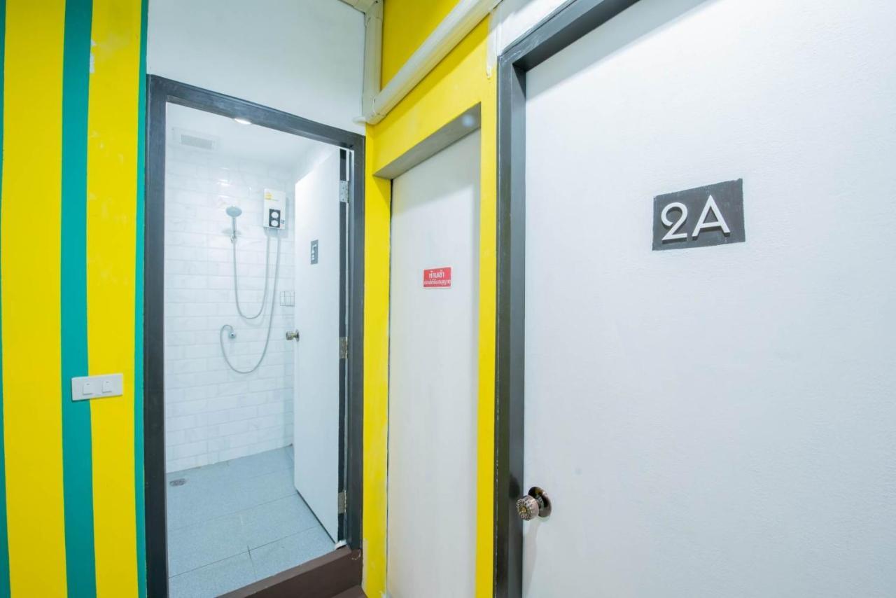 Elixir Hostel Банкок Екстериор снимка