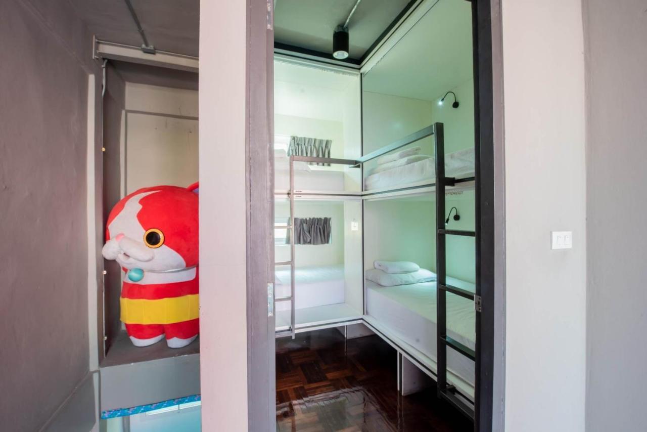 Elixir Hostel Банкок Екстериор снимка