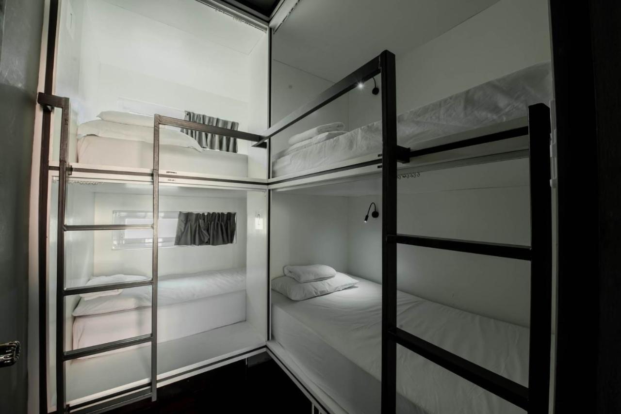 Elixir Hostel Банкок Екстериор снимка